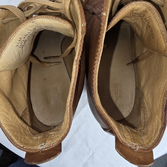 Frye Brown Bella Lace Up Leather Heeled Ankle Boots - Picture 8 of 12